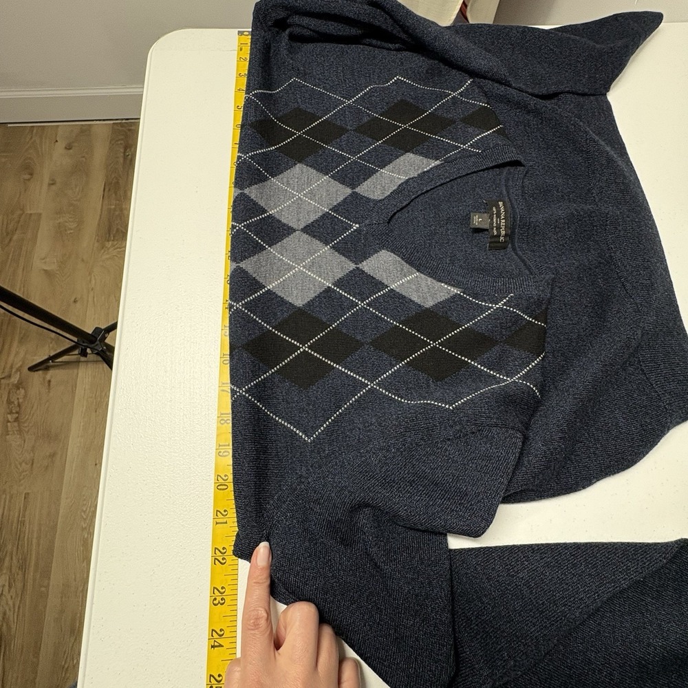 Banana Republic Mens V Neck Argyle Sweater Size L Navy Merino Wool Office Career - Picture 6 of 7